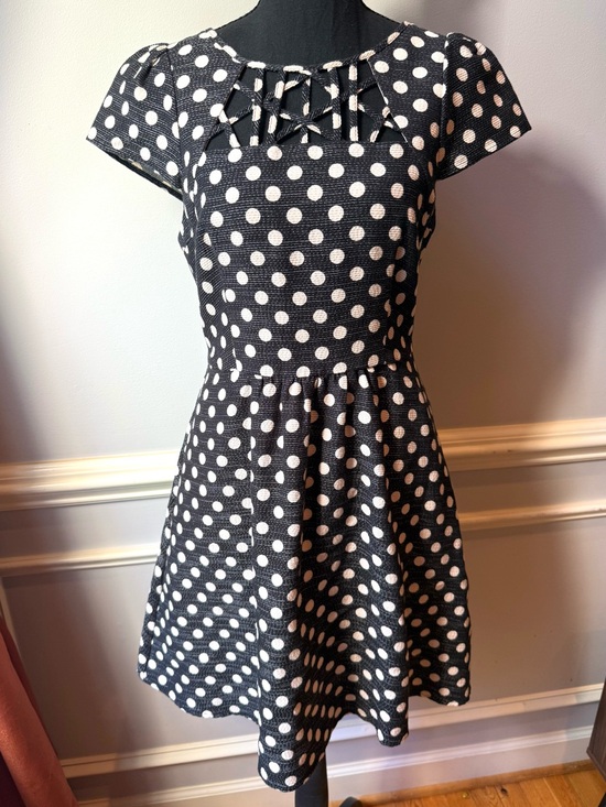 Anthropologie Dresses & Skirts - Maeve Anthropologie Polka Dot Fit & Flare Dress Lattice Cutout Detail Size 4